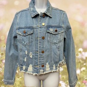 Jean jacket size L
